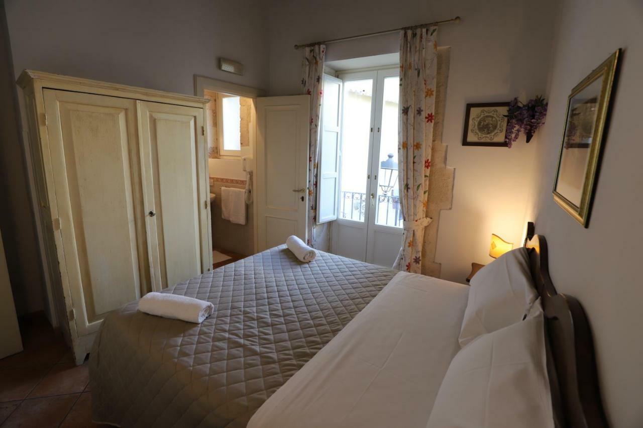Italiana Resort Magnolia Syrakusa Exteriör bild