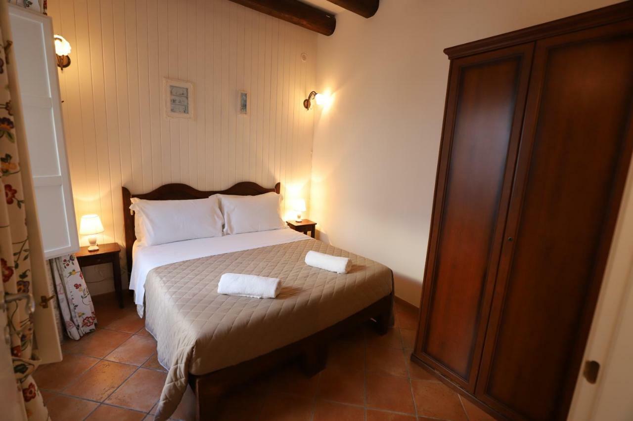 Italiana Resort Magnolia Syrakusa Exteriör bild