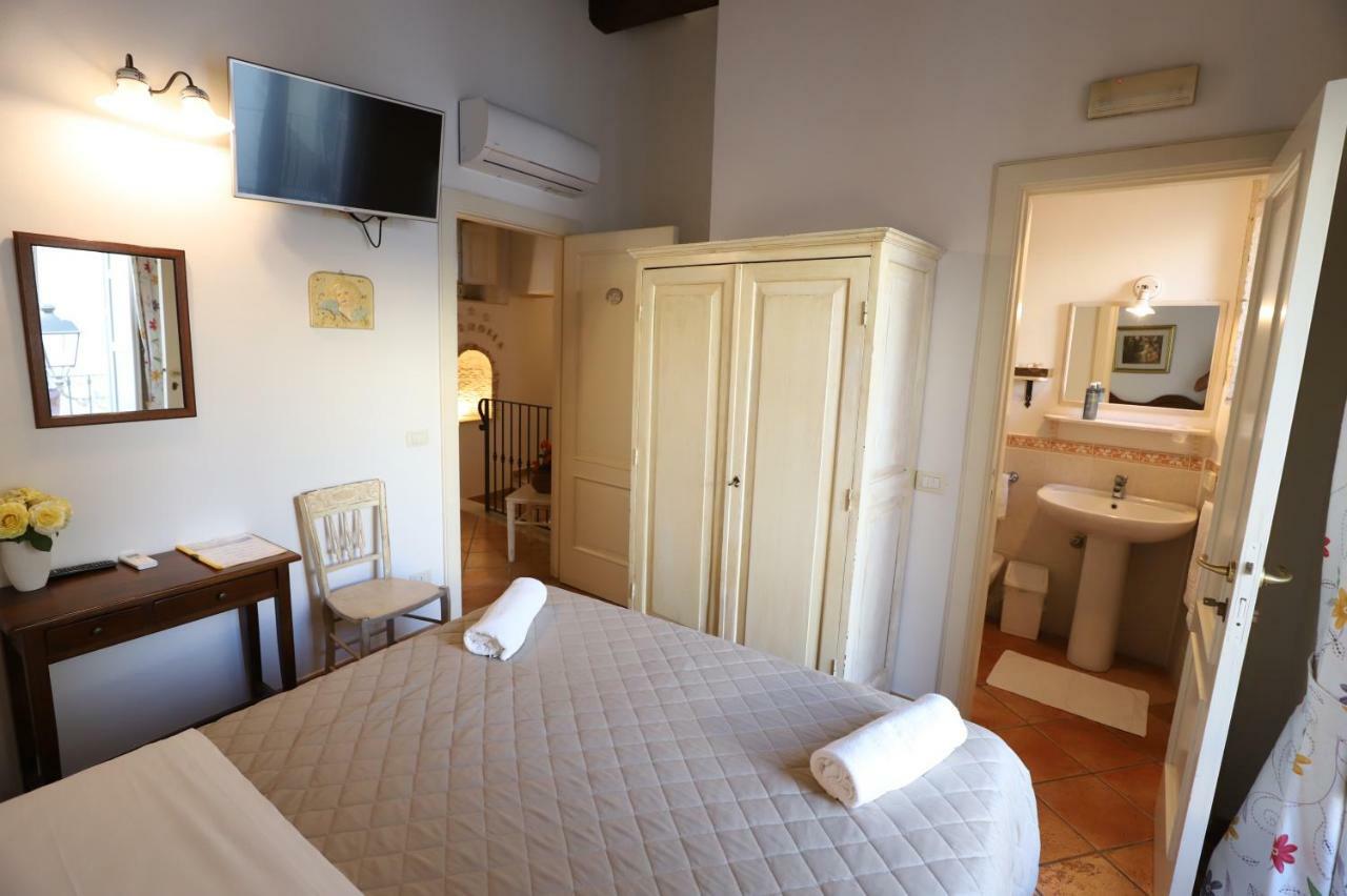 Italiana Resort Magnolia Syrakusa Exteriör bild